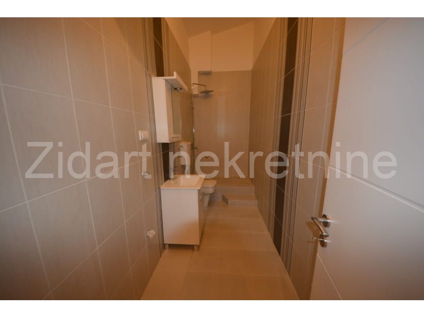 Квартира, 688 м², 138 000$ — FAKTOR